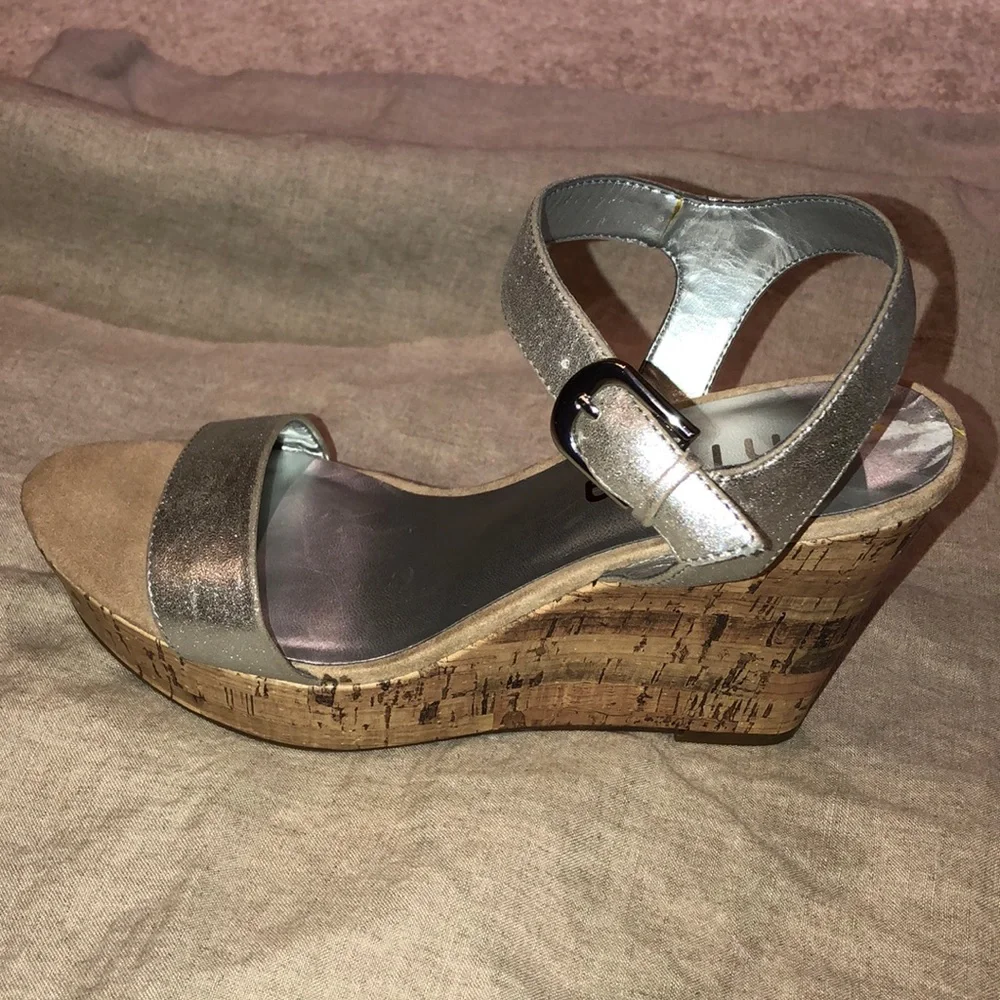 Unisa Lanzer Silver Metallic Wedge